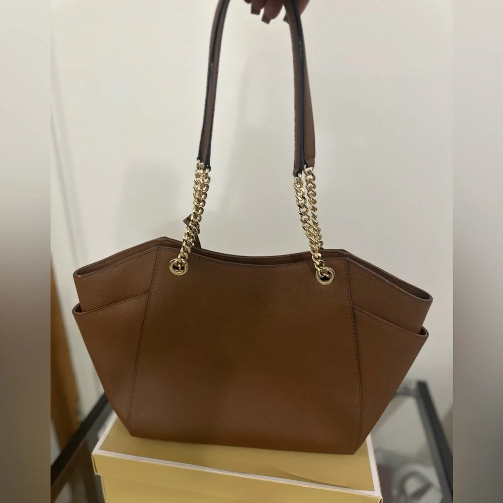 Michael Kors Jet Set Large Saffiano Leather Shoulder Bag - Picture 5 of 9